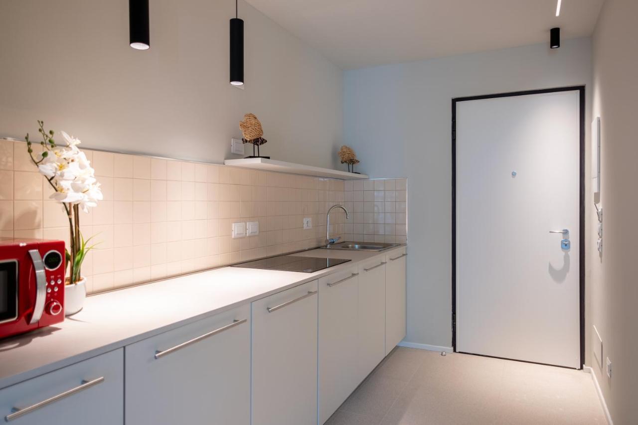 Aparthotel Zefiro Com Design, Large Terrace, Bike, Near Beach And Thermal Grado Exteriör bild