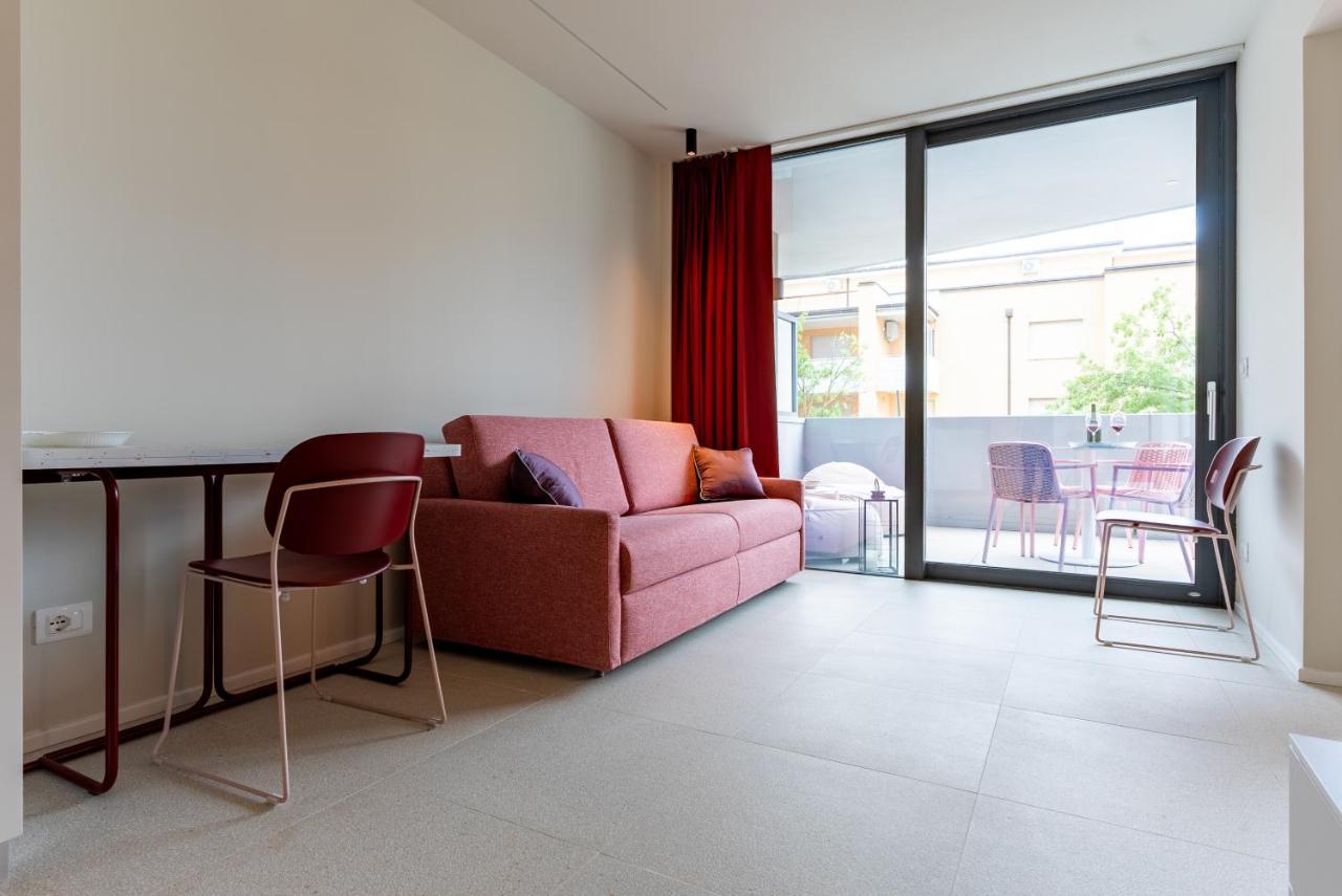 Aparthotel Zefiro Com Design, Large Terrace, Bike, Near Beach And Thermal Grado Exteriör bild