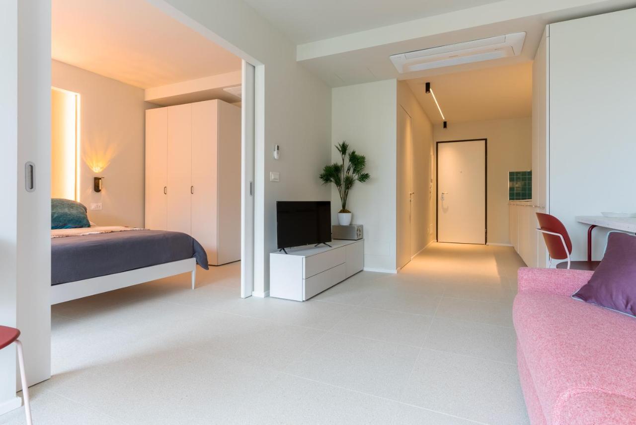 Aparthotel Zefiro Com Design, Large Terrace, Bike, Near Beach And Thermal Grado Exteriör bild
