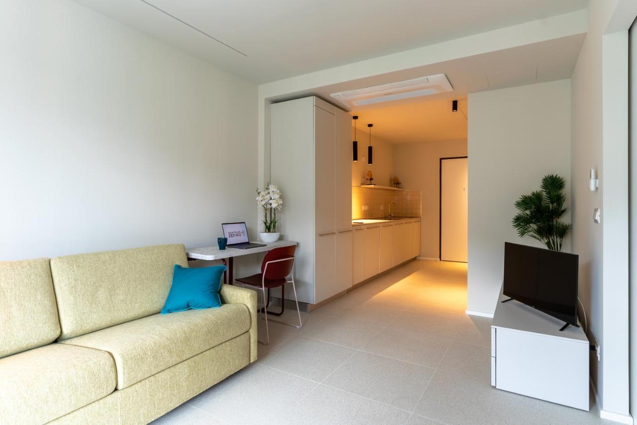 Aparthotel Zefiro Com Design, Large Terrace, Bike, Near Beach And Thermal Grado Exteriör bild