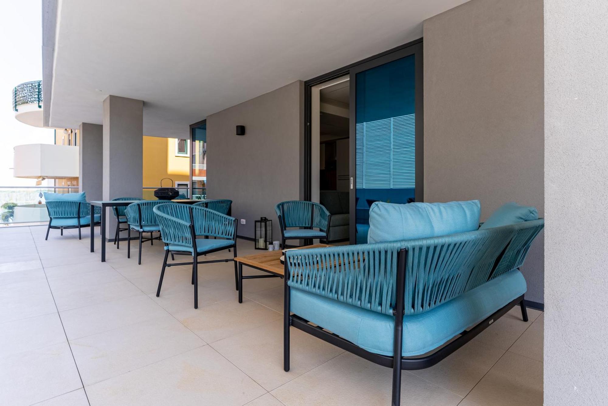 Aparthotel Zefiro Com Design, Large Terrace, Bike, Near Beach And Thermal Grado Exteriör bild